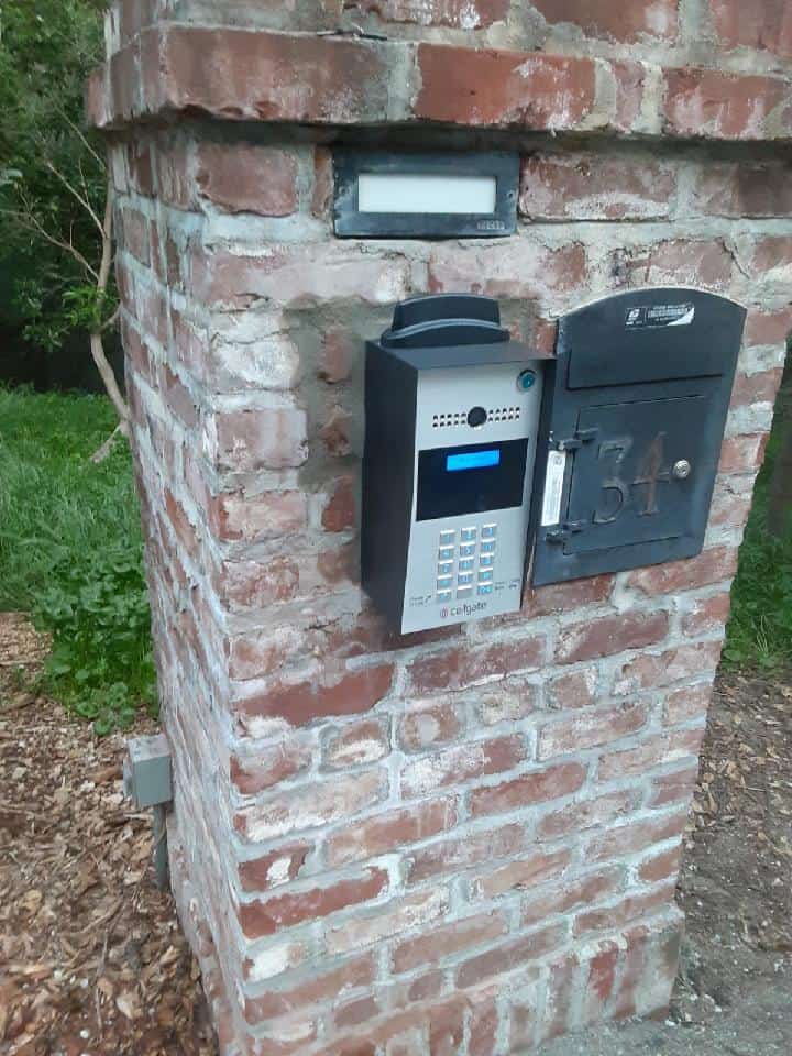 Read more about the article The Benefits of Automatic Gate Access Control System Upgrades