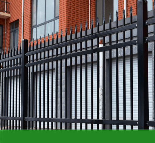 Read more about the article Steel Fencing for Residential Communities
