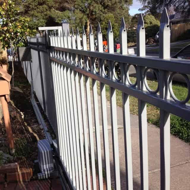 Read more about the article Steel Fencing for Luxury Resorts and Hotels