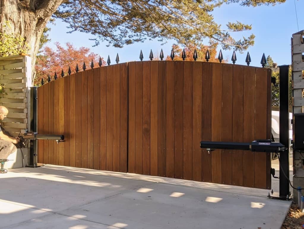 wood & iron gates