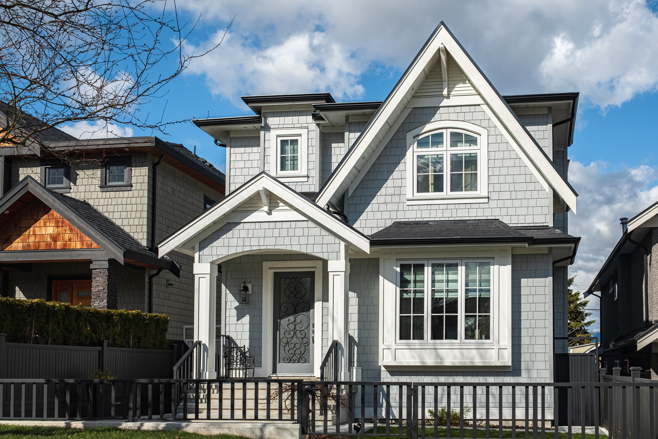 Read more about the article Palo Alto Fence Requirements: A Complete Guide